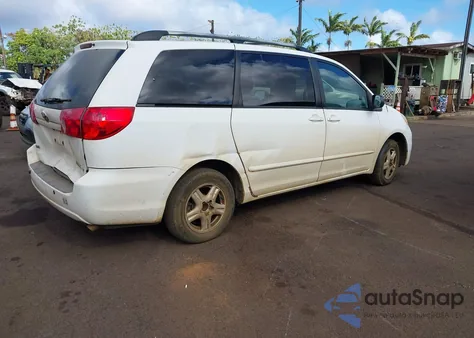 2010 Toyota Sienna Le из США, поврежденный, VIN 5TDKK4CC7AS324707